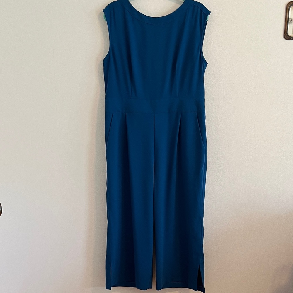 Chic Teal Sleeveless Jumpsuit